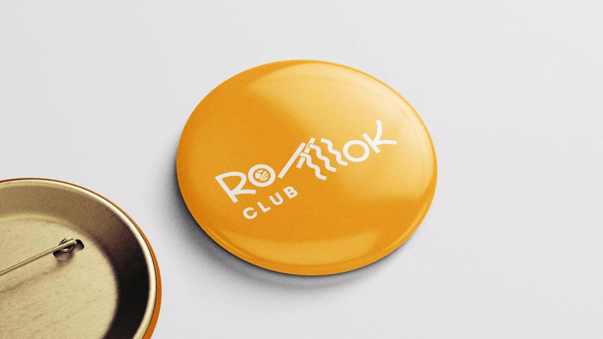 Создание логотипа суши-бара «Roll Wok Club» в Болотном